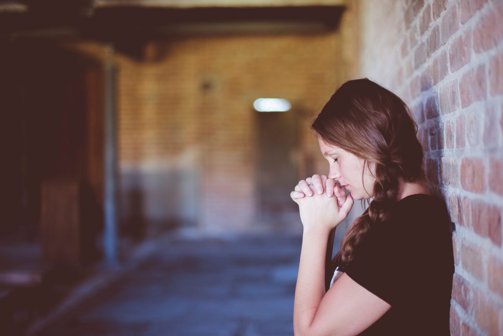 praying woman