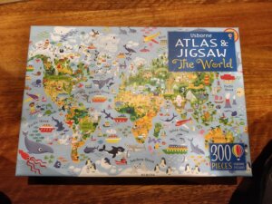 jigsaw puzzle box