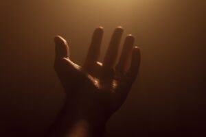 praising